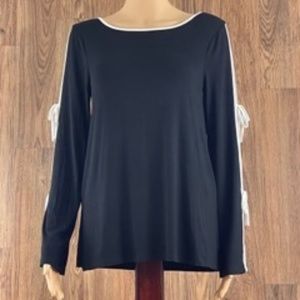 Cable & Gauge Black Tie Split Long Sleeve Top
